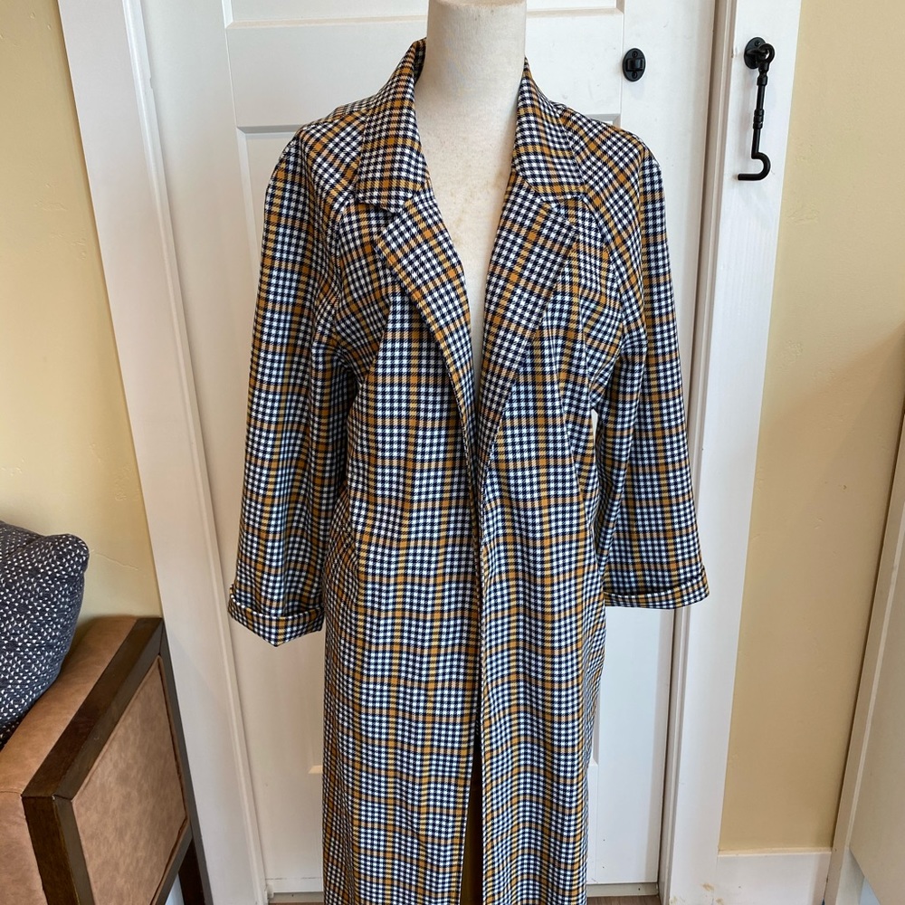 NWOT Urban Outfitters plaid trench size L